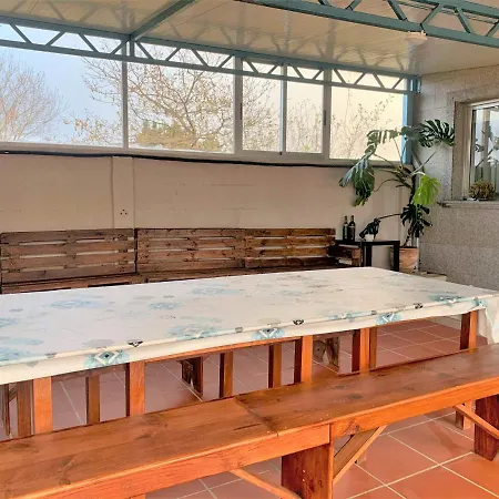 A Casa Do Lareiro بيت للعطل *